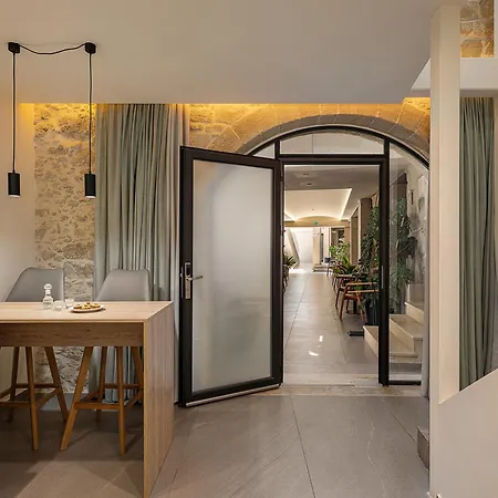 Casa D'irene Deluxe Hotel 3*